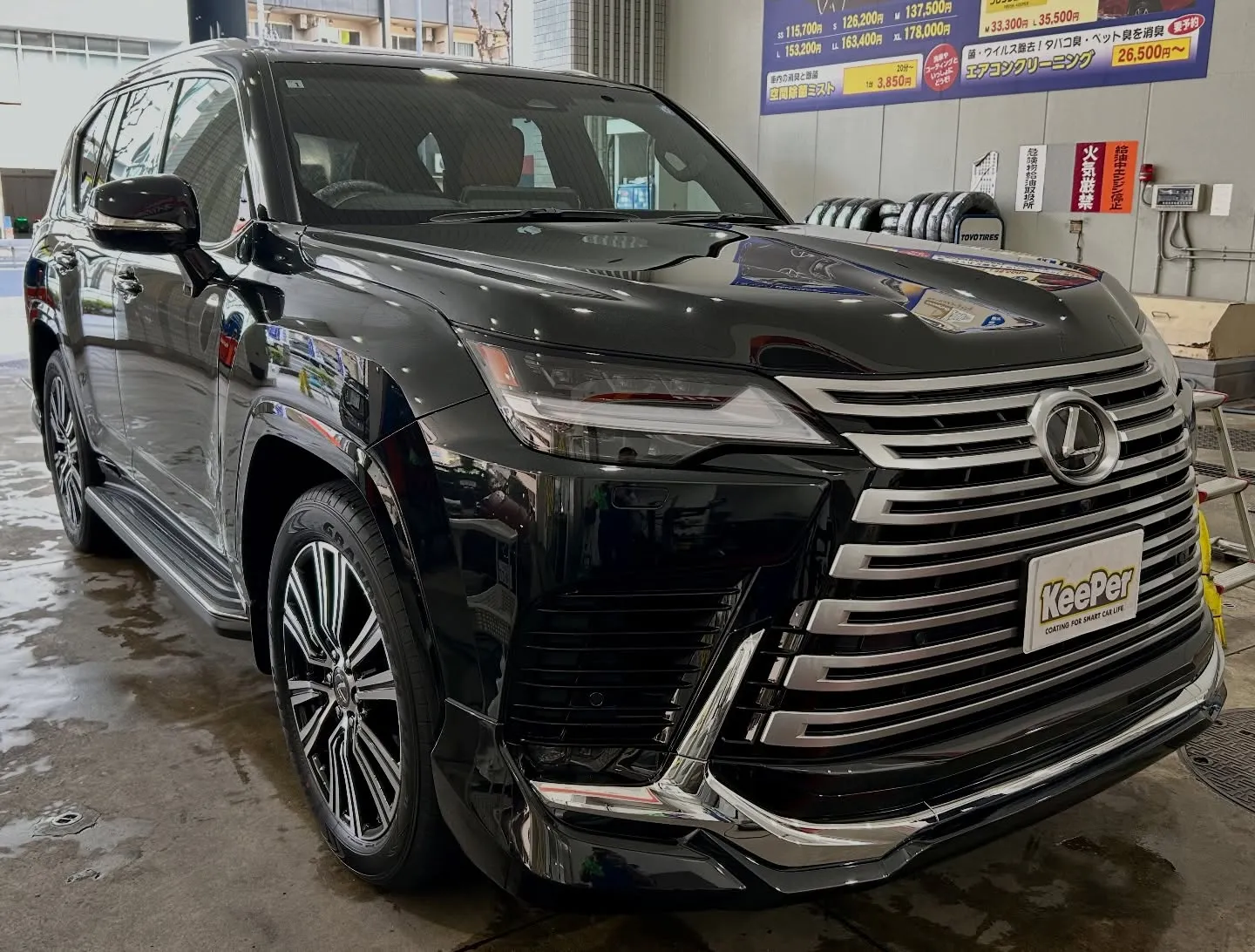 今回施工させて頂いたお車レクサスLXはです!✨