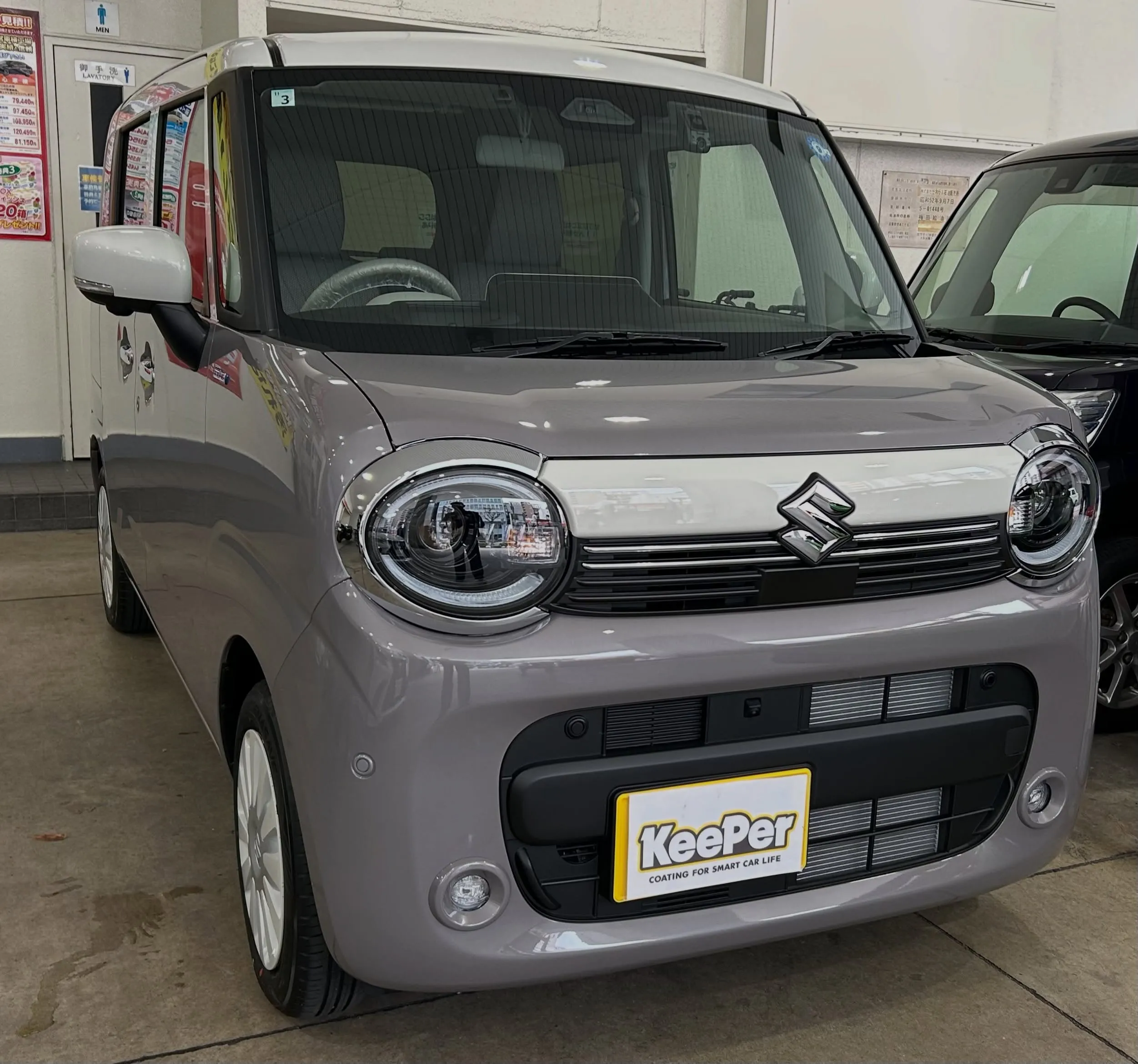 今回施工させて頂いたお車はスズキワゴンRスマイルです!✨